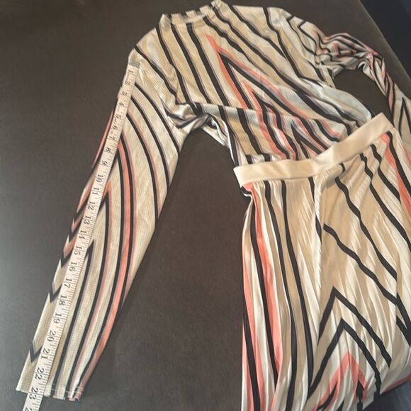 Women’s Long Sleeve Printed Casual Maxi Dress with Pleated Skirt Size M - Picture 12 of 14